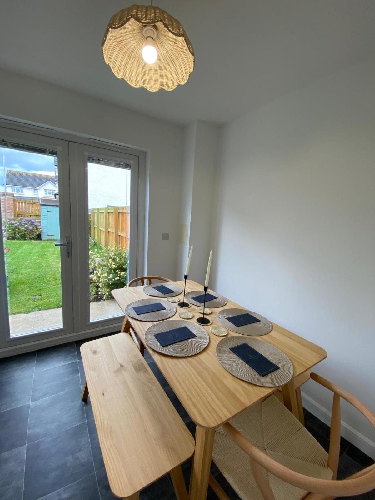 3 Bedroom Home In Troon Loans エクステリア 写真